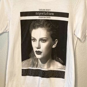 Shirt from Taylor’s Swifts reputation concert